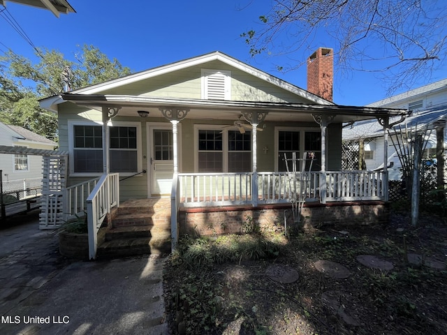 view of front of property with covered porch