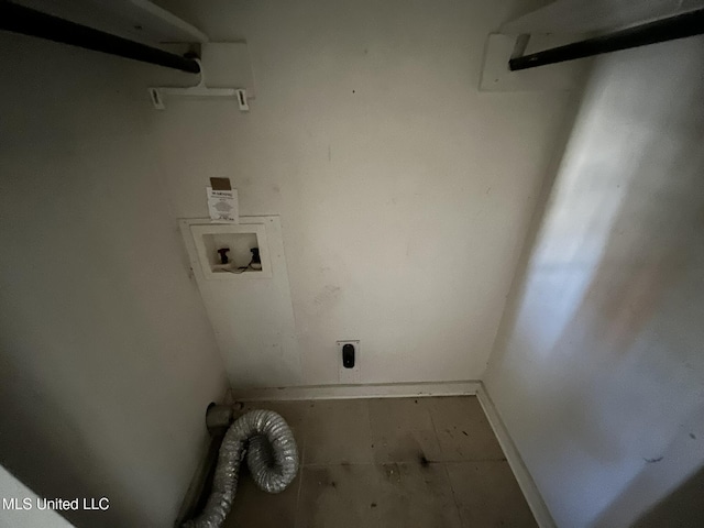 washroom featuring electric dryer hookup and washer hookup