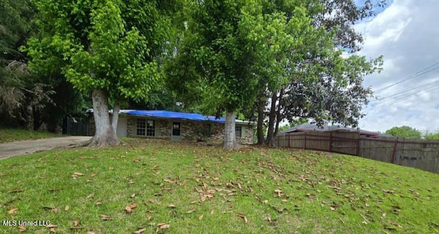 307 Pleasant Valley Dr, Vicksburg, MS 39180 - view of yard