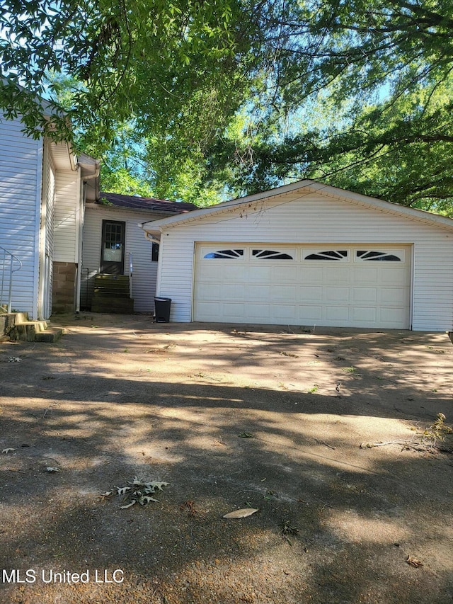 98 Danny Ln, Sardis, MS 38666 - view of detached garage