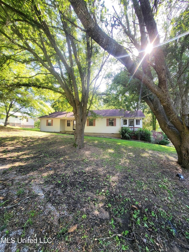 98 Danny Ln, Sardis, MS 38666 - view of yard