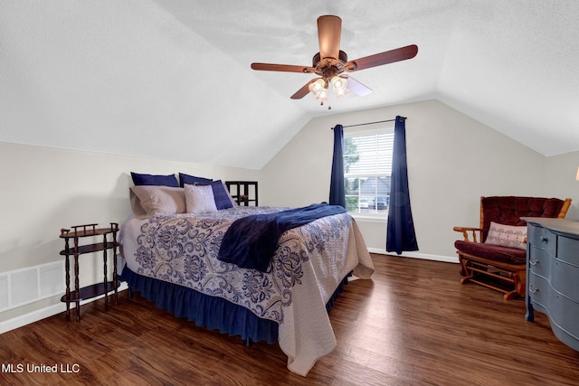 13245 Braybourne Pkwy, Olive Branch, MS 38654 - bedroom featuring wood finished floors, vaulted ceiling, a ceiling fan, and baseboards