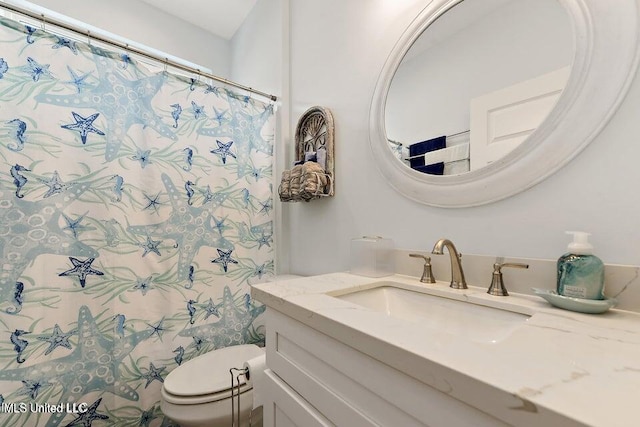 208 Sycamore St, Bay Saint Louis, MS 39520 - full bath featuring vanity and curtained shower