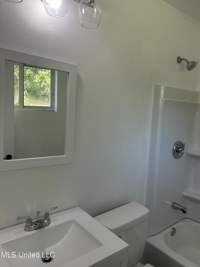 5736 Eastwood Dr, Moss Point, MS 39563 - bathroom featuring shower / tub combination and vanity