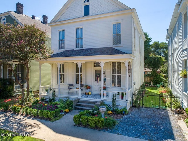 612 State St, Natchez, MS 39120 - view of front facade featuring a porch