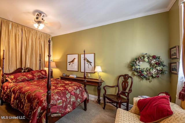 612 State St, Natchez, MS 39120 - carpeted bedroom with crown molding and baseboards