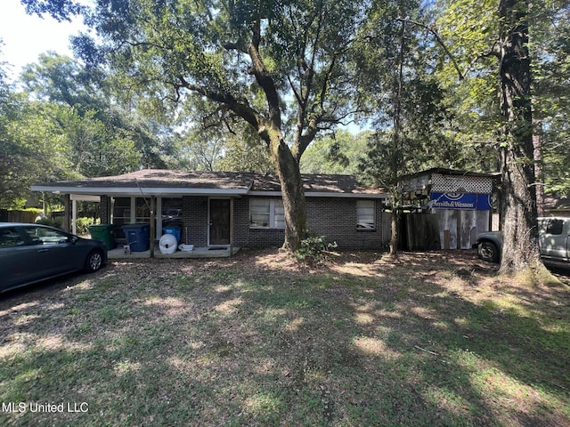 4008 Somerset Dr, Moss Point, MS 39562 - view of front of home with brick siding