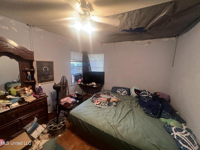 4008 Somerset Dr, Moss Point, MS 39562 - bedroom featuring ceiling fan