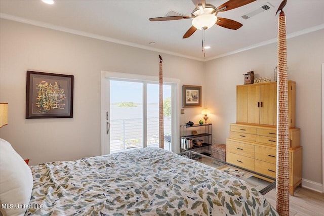 205 Audubon Point Dr, Brandon, MS 39047 - bedroom featuring access to exterior, crown molding, visible vents, light wood-style floors, and recessed lighting