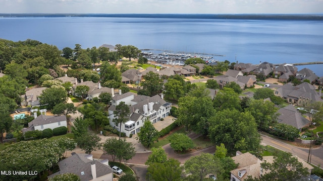 107 Lakepointe Dr, Madison, MS 39110 - aerial view of property and surrounding area featuring nearby suburban area and a large body of water