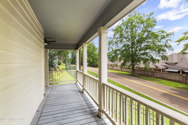 107 Lakepointe Dr, Madison, MS 39110 - view of porch