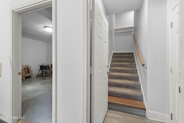 107 Lakepointe Dr, Madison, MS 39110 - view of stairs