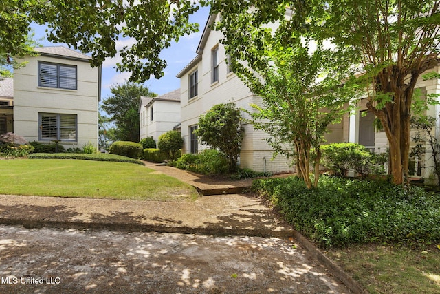 107 Lakepointe Dr, Madison, MS 39110 - view of green lawn