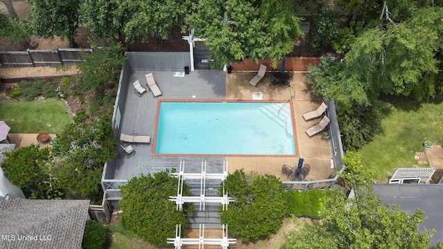 107 Lakepointe Dr, Madison, MS 39110 - view of subject property featuring a pool area
