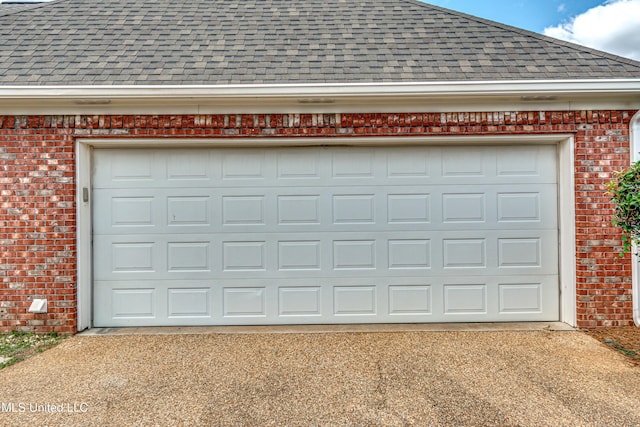 350 Edgewood Xing, Brandon, MS 39042 - garage featuring concrete driveway