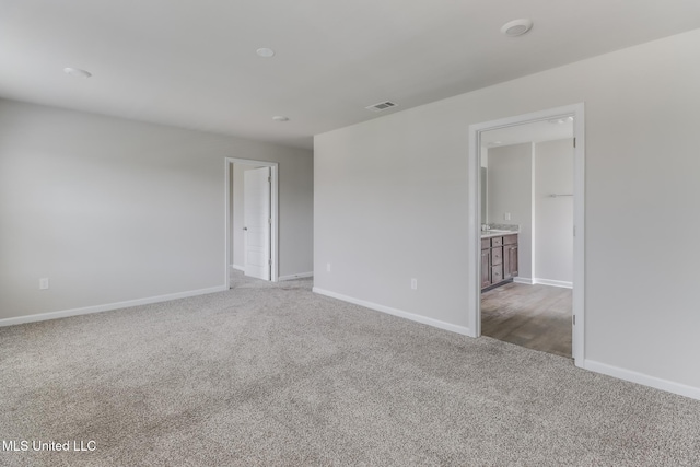 2016 Carondelet St, Ocean Springs, MS 39564 - carpeted empty room with baseboards