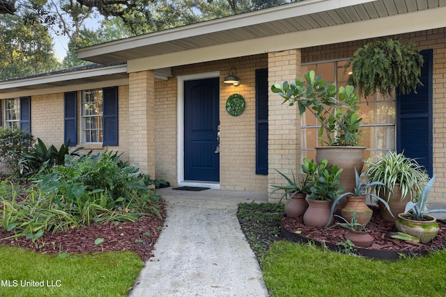 property entrance with a porch