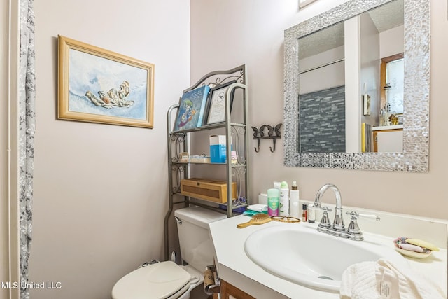 3811 16th St, Gulfport, MS 39501 - bathroom with vanity and toilet