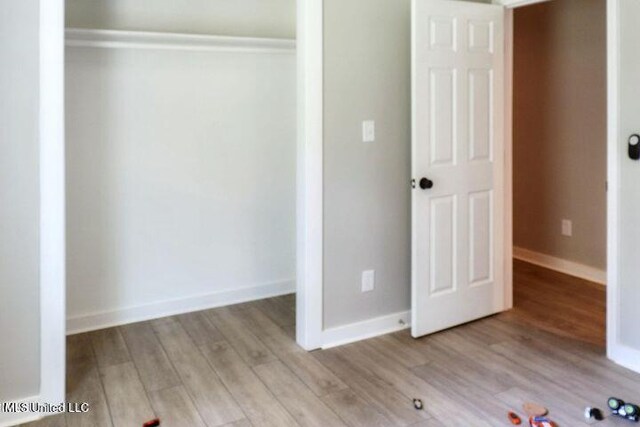 713 Cypress Ln Unit A & B, Picayune, MS 39466 - view of closet