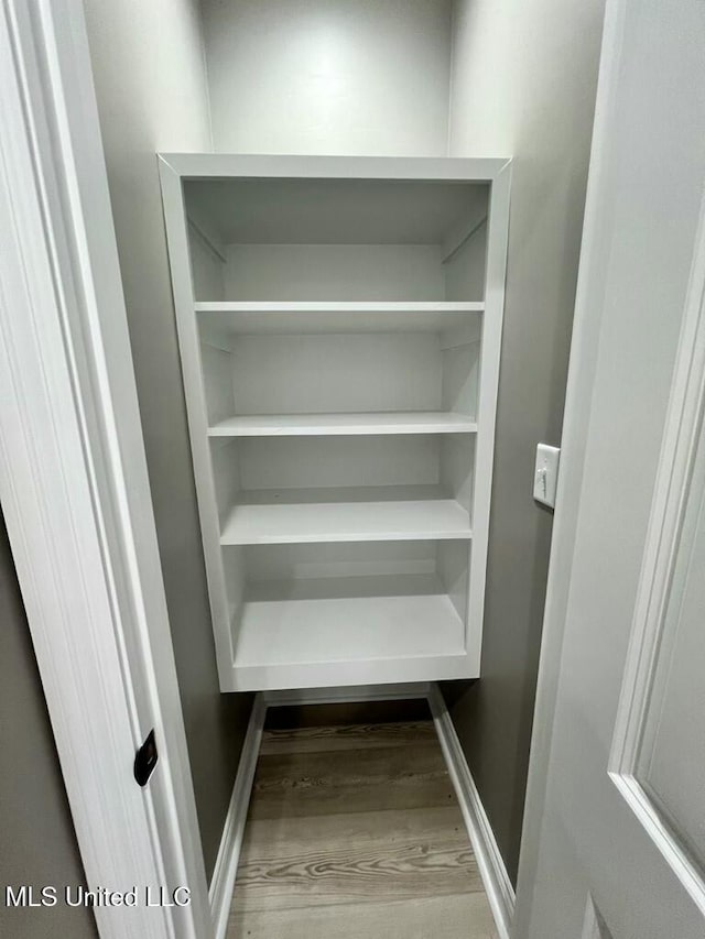 113 River Bend Ave, Vidalia, LA 71373 - view of closet