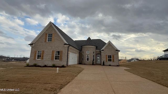 view of front of house with a garage