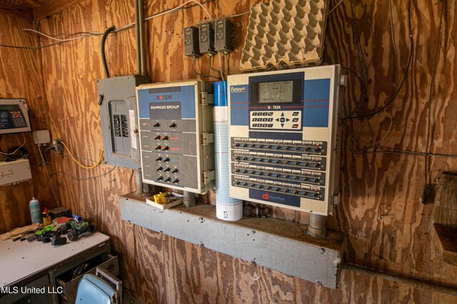 136 Arena Rd, Prentiss, MS 39474