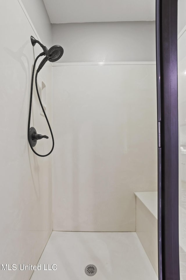191 N Brandon Blvd, Brandon, MS 39042 - full bathroom with a shower