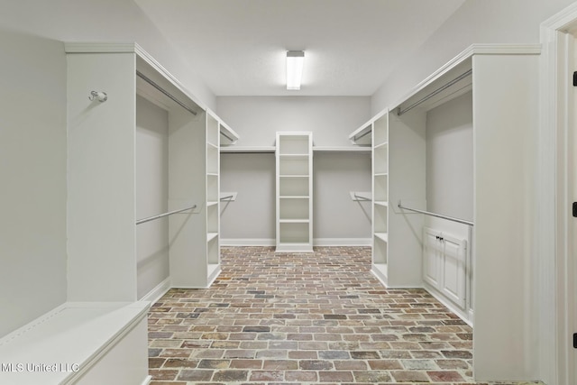 191 N Brandon Blvd, Brandon, MS 39042 - view of walk in closet