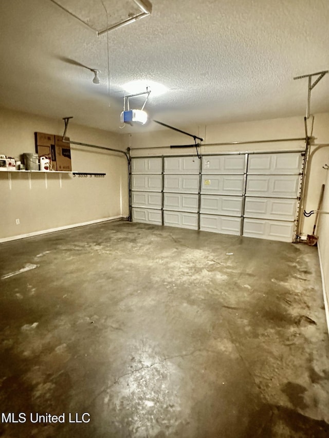 6901 N Rue Mornay, Biloxi, MS 39532 - garage with a garage door opener