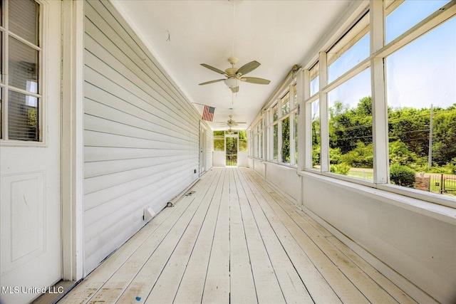 2185 Plum Point Rd, Southaven, MS 38672 - porch with a ceiling fan