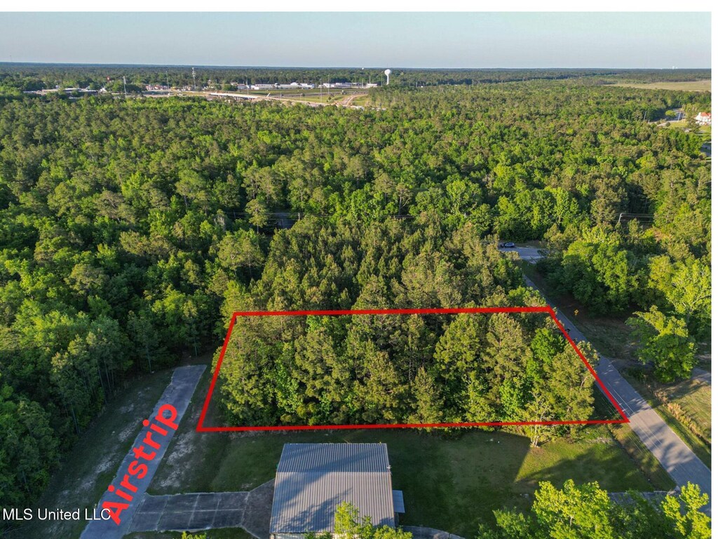 000 Coelho Way, Diamondhead, MS 39525