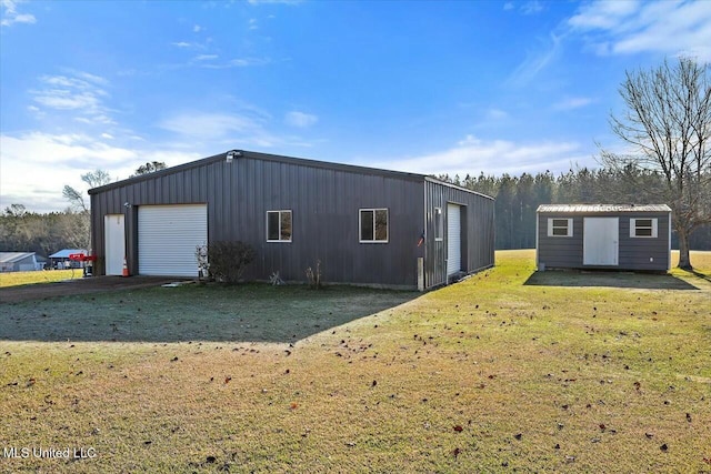 exterior space featuring a lawn