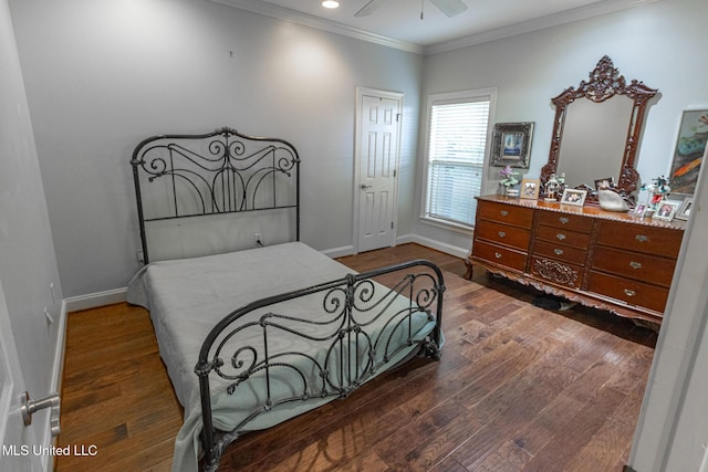 107 Hawks Nest Blf, Ridgeland, MS 39157 - bedroom with baseboards, wood finished floors, ornamental molding, recessed lighting, and ceiling fan