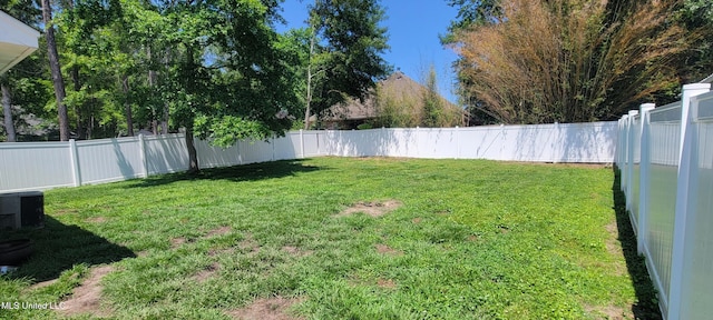 8422 Kaleki Way, Diamondhead, MS 39525 - view of yard