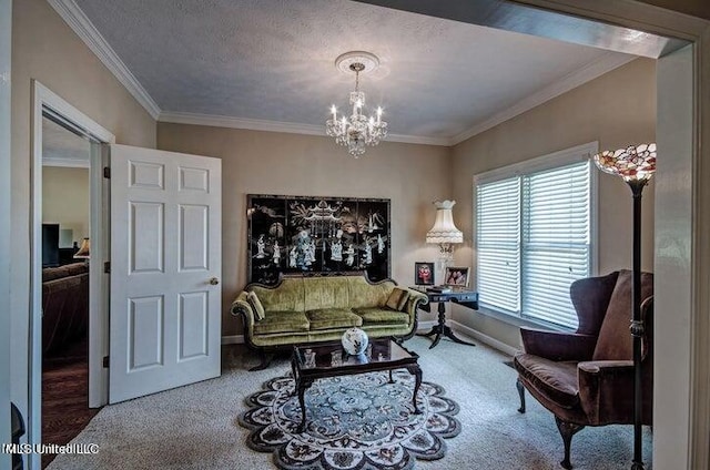 carpeted living room with a chandelier, baseboards, and ornamental molding