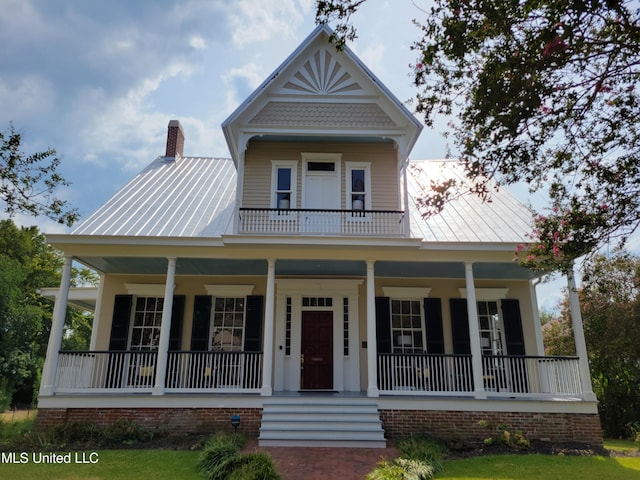 view of front of property with covered porch