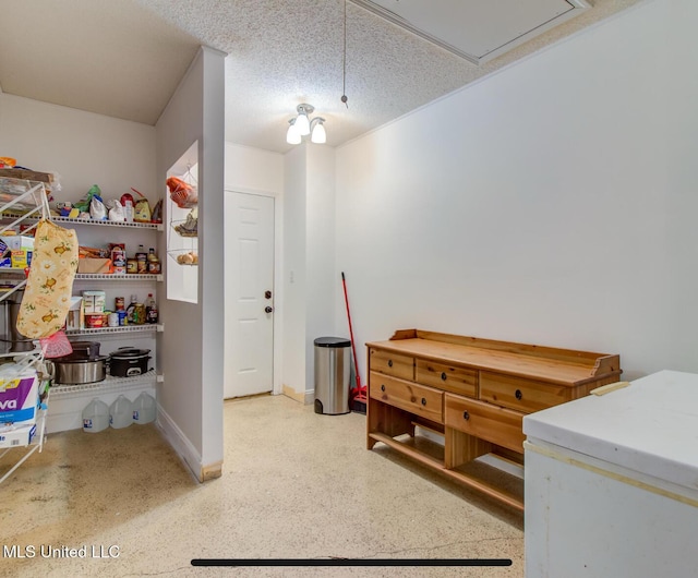 11295 Peyton Dr, Gulfport, MS 39503 - playroom with speckle patterned floor and baseboards