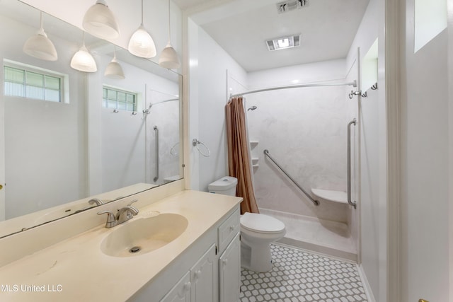 4 Briarwood Cir, Long Beach, MS 39560 - bathroom featuring a shower stall and vanity