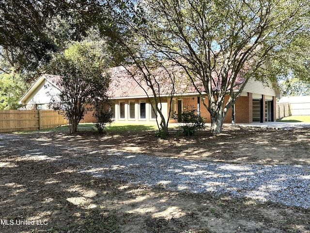 view of front of home with a garage