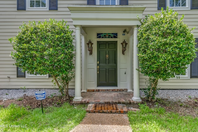 view of entrance to property