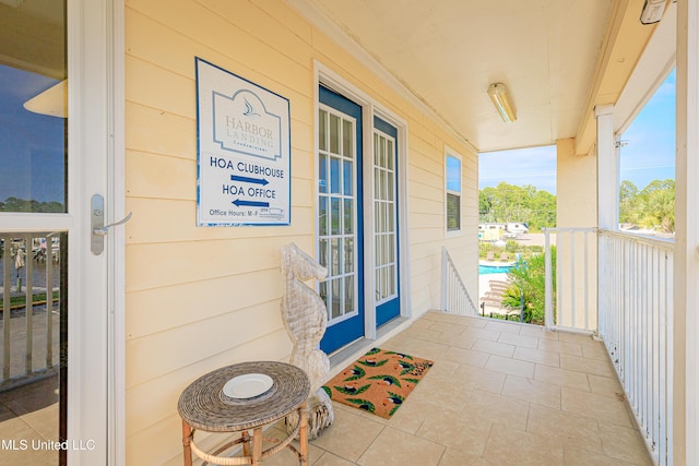 2421 Beachview Dr Unit F16, Ocean Springs, MS 39564 - view of balcony