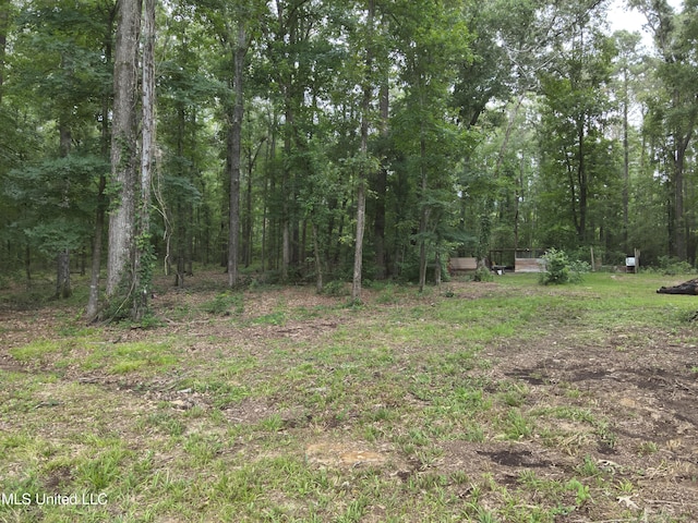 177 Robbins Rd, Brandon, MS 39042 - view of wooded area