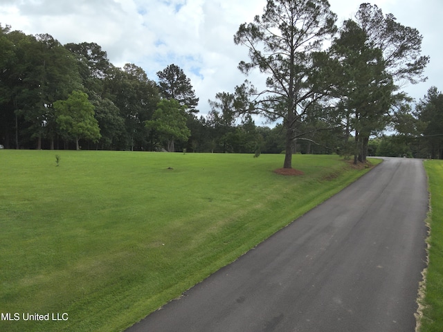 177 Robbins Rd, Brandon, MS 39042 - view of property's community with a yard