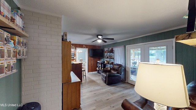 3902 S Windermere Dr, Nesbit, MS 38651 - living area with light wood finished floors and ceiling fan