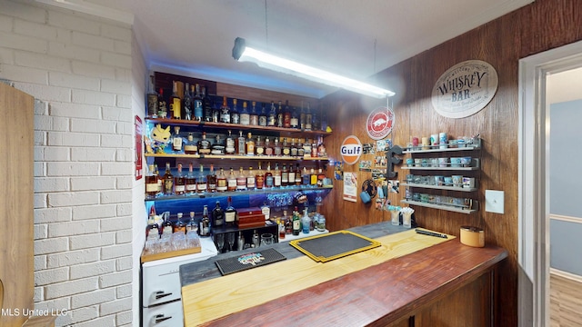 3902 S Windermere Dr, Nesbit, MS 38651 - indoor dry bar featuring wood finished floors