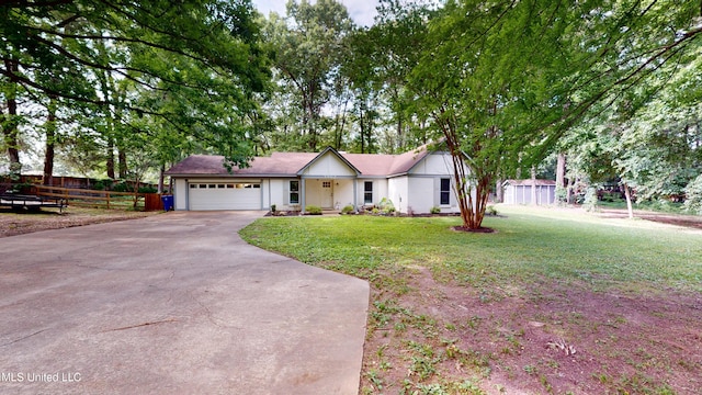 3902 S Windermere Dr, Nesbit, MS 38651 - single story home featuring driveway and an attached garage