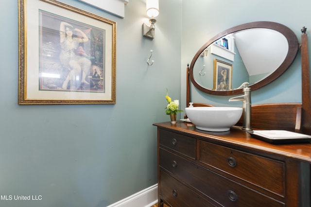 bathroom with vanity