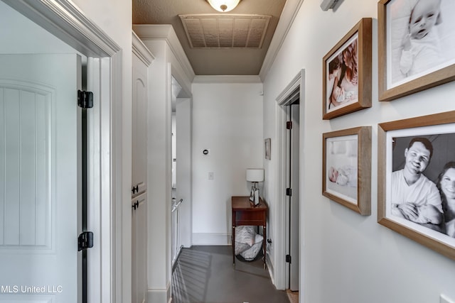 513 Willow Valley Cir, Brandon, MS 39047 - hall featuring baseboards
