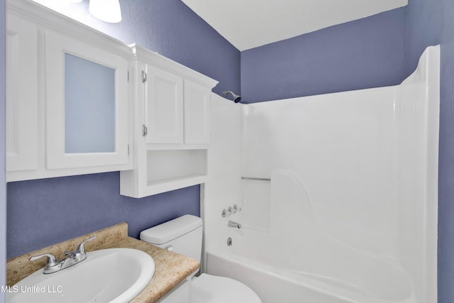 2713 Brazil St, Pascagoula, MS 39581 - bathroom with toilet, shower / tub combination, and vanity