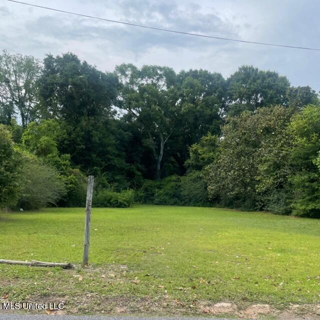 4643 Elder St, Moss Point, MS 39563
